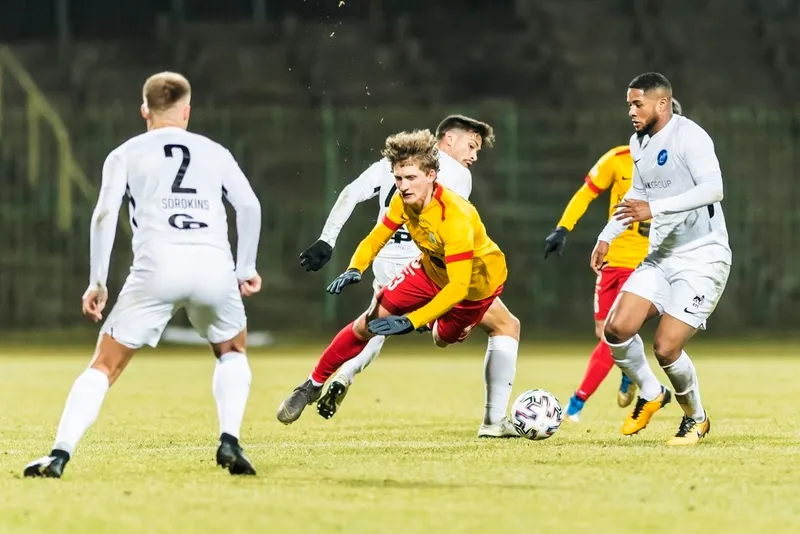 Pilka nozna. Sparing. Stomil Olsztyn - FK RFS Ryga. 21.02.2020