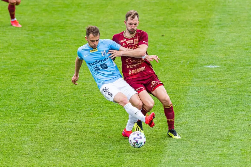 Pilka nozna. Fortuna I liga. Stomil Olsztyn - Chojniczanka Chojnice. 13.06.2020