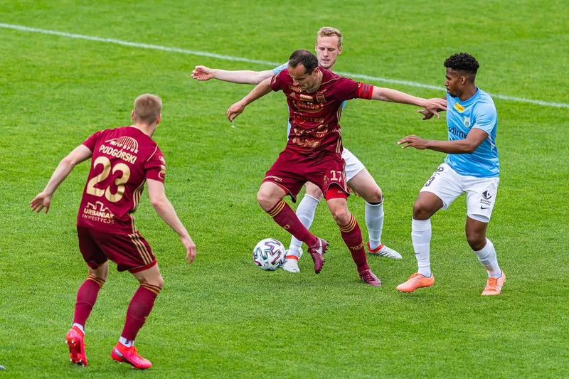 Pilka nozna. Fortuna I liga. Stomil Olsztyn - Chojniczanka Chojnice. 13.06.2020