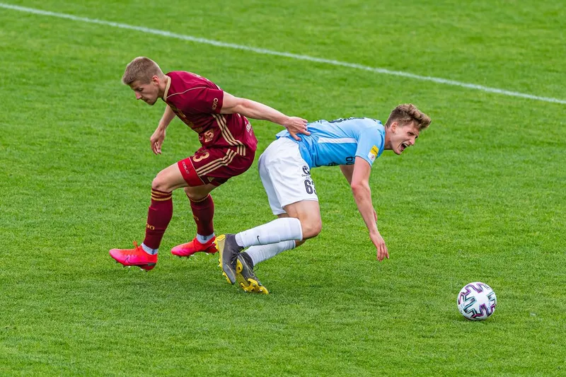 Pilka nozna. Fortuna I liga. Stomil Olsztyn - Chojniczanka Chojnice. 13.06.2020