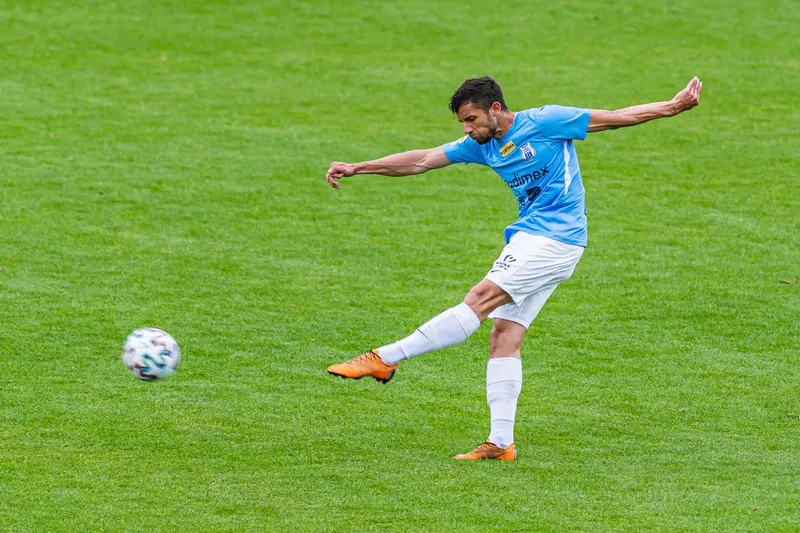 Pilka nozna. Fortuna I liga. Stomil Olsztyn - Chojniczanka Chojnice. 13.06.2020