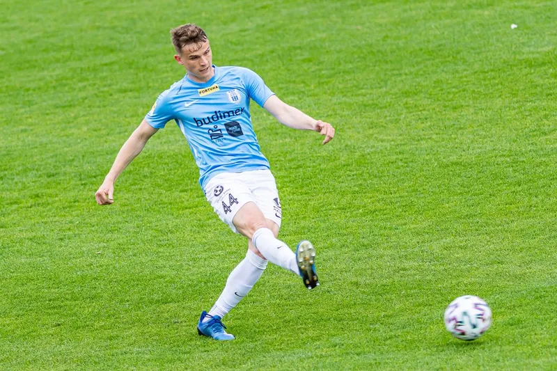 Pilka nozna. Fortuna I liga. Stomil Olsztyn - Chojniczanka Chojnice. 13.06.2020