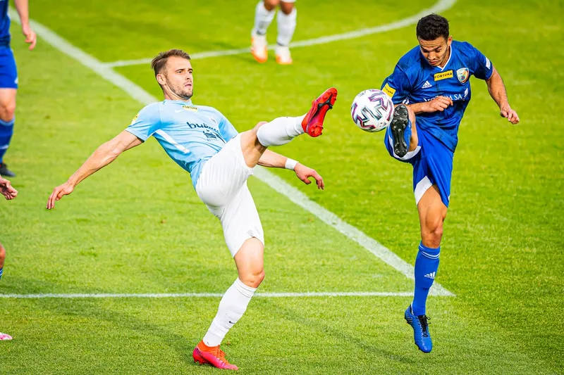 Pilka nozna. Fortuna I liga. Stomil Olsztyn - Miedz Legnica. 11.07.2020