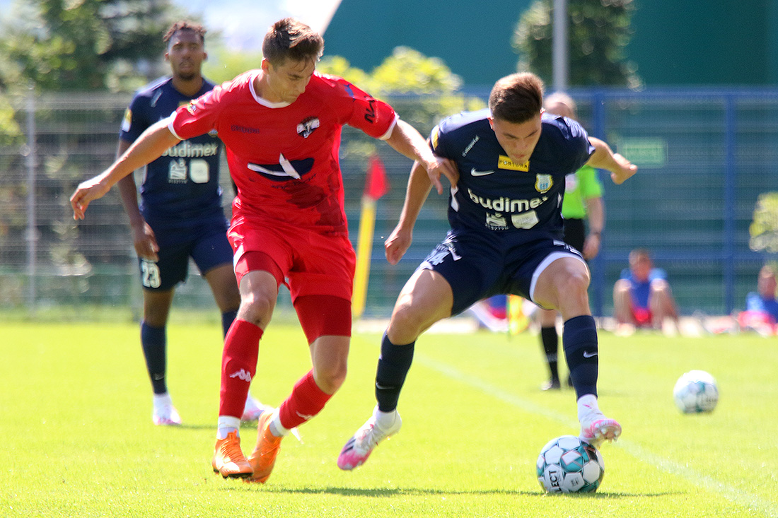 Przegrana w pierwszym sparingu | Sokół Ostróda - Stomil Olsztyn 2:1