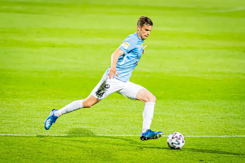 Pilka nozna. Fortuna I liga. Stomil Olsztyn - Olimpia Grudziadz. 02.07.2020