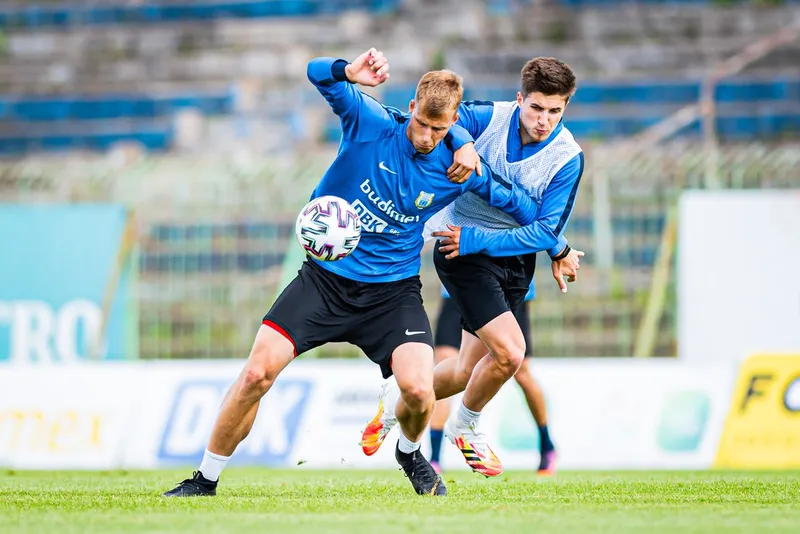 Pilka nozna. Fortuna I liga. Stomil Olsztyn. Trening. 08.07.2020