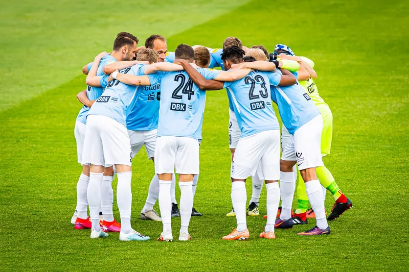Pilka nozna. Fortuna I liga. Stomil Olsztyn - Miedz Legnica. 11.07.2020