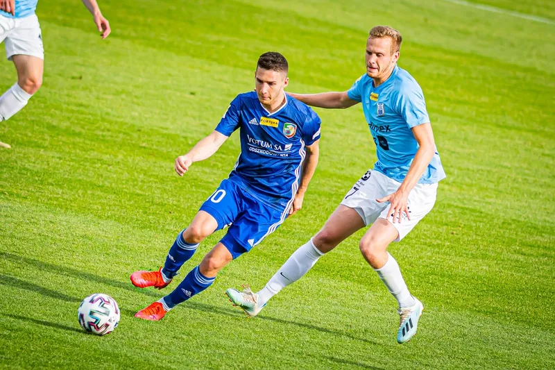 Pilka nozna. Fortuna I liga. Stomil Olsztyn - Miedz Legnica. 11.07.2020