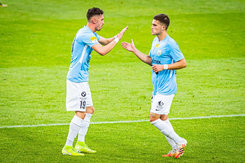 Pilka nozna. Fortuna I liga. Stomil Olsztyn - Miedz Legnica. 11.07.2020
