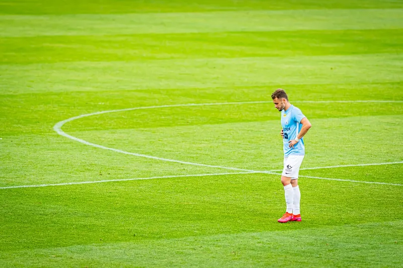 Pilka nozna. Fortuna I liga. Stomil Olsztyn - Miedz Legnica. 11.07.2020