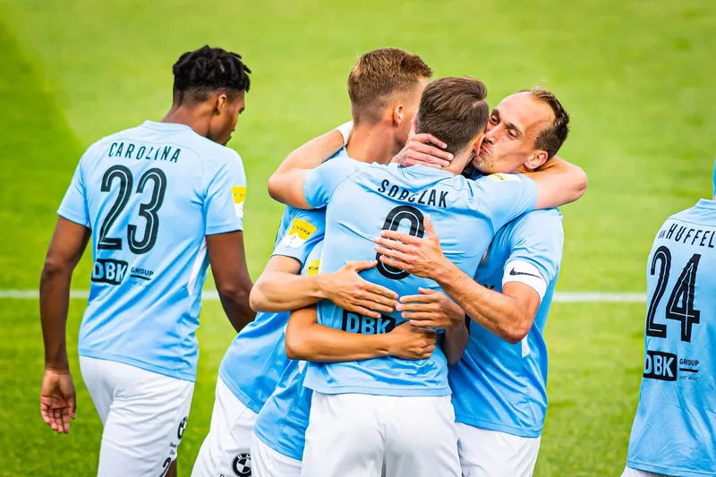 Pilka nozna. Fortuna I liga. Stomil Olsztyn - Miedz Legnica. 11.07.2020