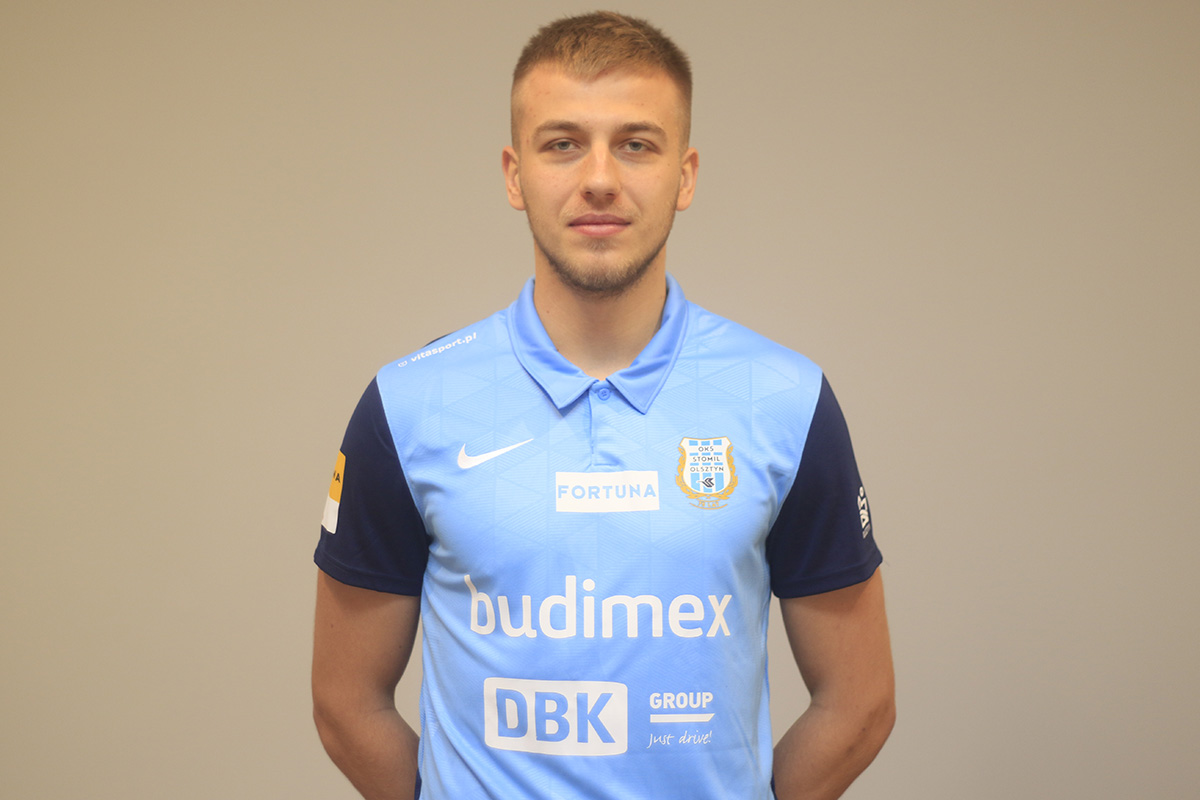Mateusz Skrzypczak wypożyczony do Stomilu