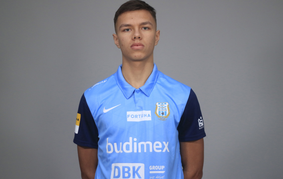 Filip Szabaciuk zasila szeregi Stomilu