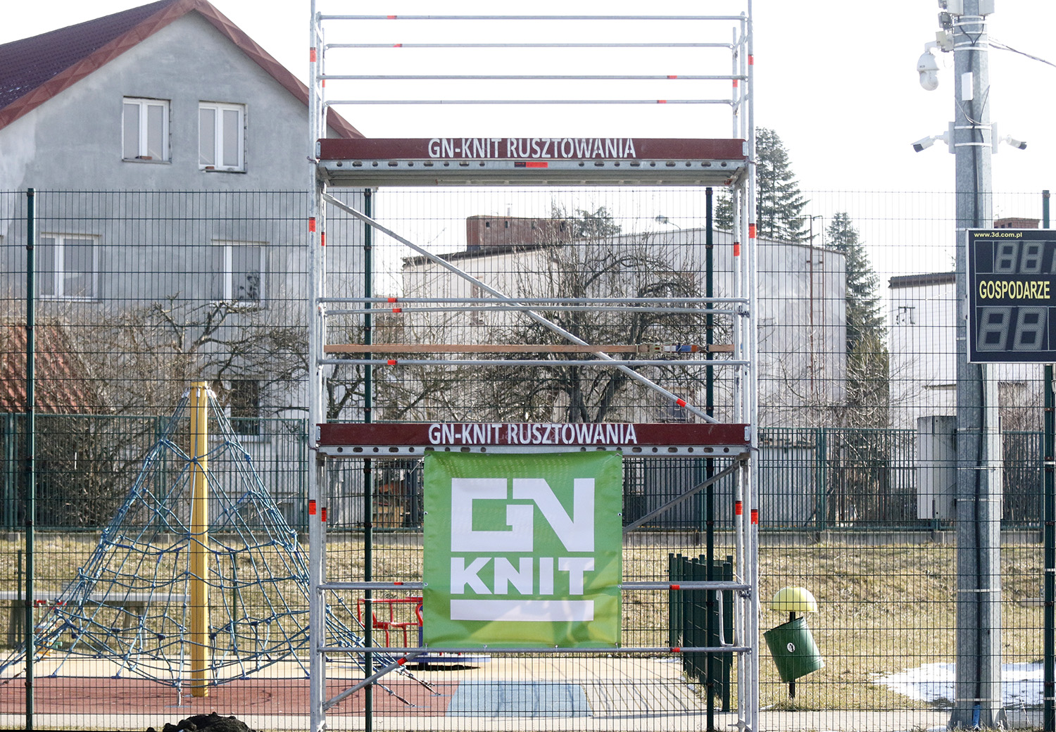 Rusztowanie na olsztyńskich Dajtkach