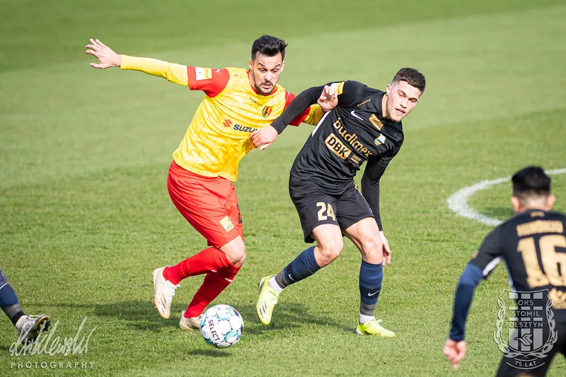 Pilka nozna. Fortuna I liga. Stomil Olsztyn - Korona Kielce. 28.04.2021