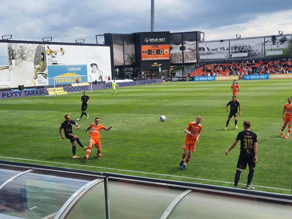 Remis na zakończenie | Bruk-Bet Termalica - Stomil 0:0