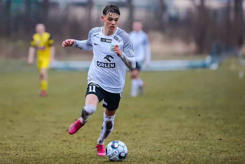 06.04.2022 Stomil II - Mrągowia (17)