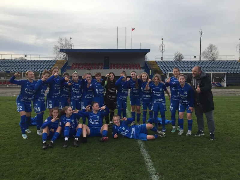 Kobiety CLJ U17