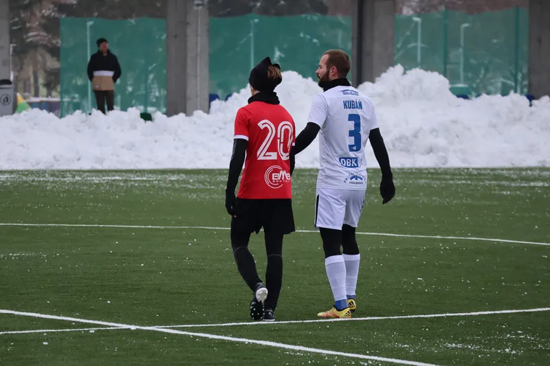 Stomil - Jaguar sparing (114)