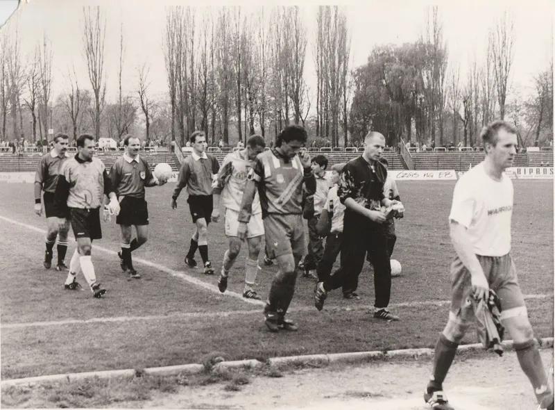HUTNIK KRAKÓW STOMIL OLSZTYN 1 0 1996 97 PAWEŁ CHARBICKI SYLWESTER CZERESZEWSKI ANDRZEJ BIEDRZYCKI