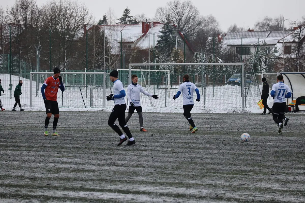Wygrana na początek roku. Stomil 4:0 Mławianka!