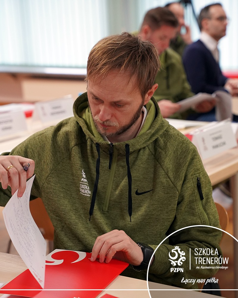 Trenerzy Dumy Warmii na kursach w Szkole Trenerów PZPN!