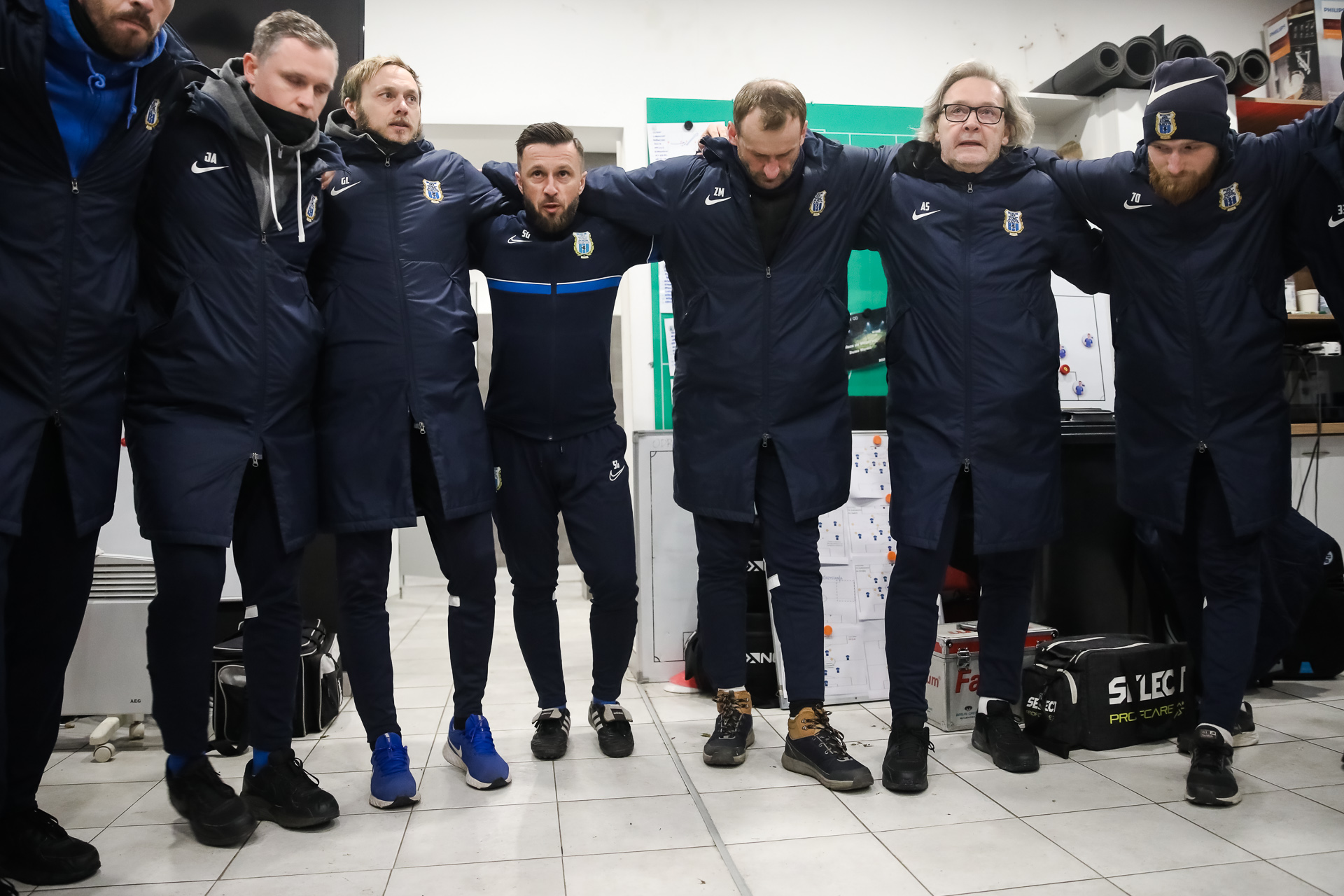 Mecz na boisku i mecz na trybunach. Kulisy starcia derbowego z Olimpią