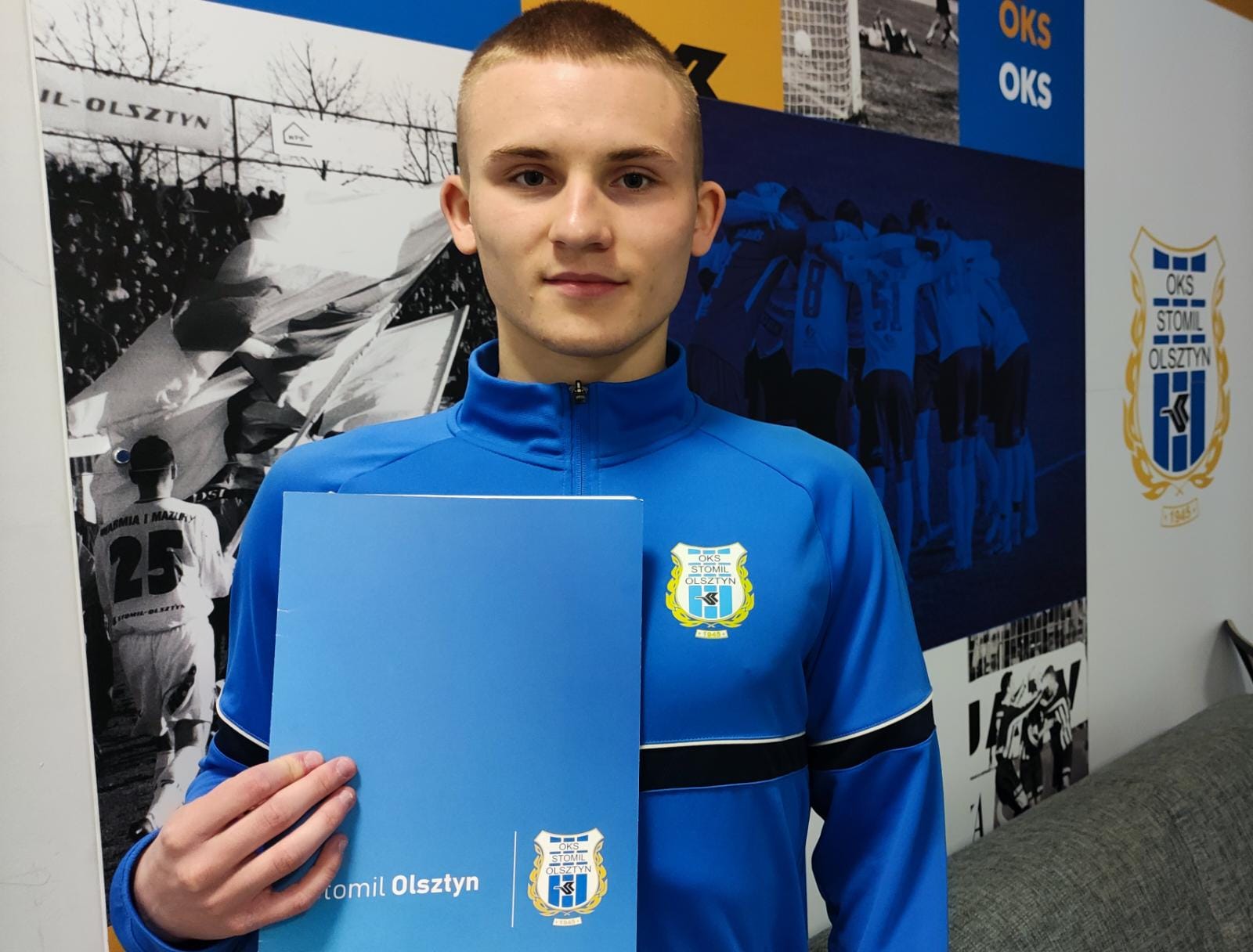 Mateusz Pajdak z pierwszym profesjonalnym kontraktem!