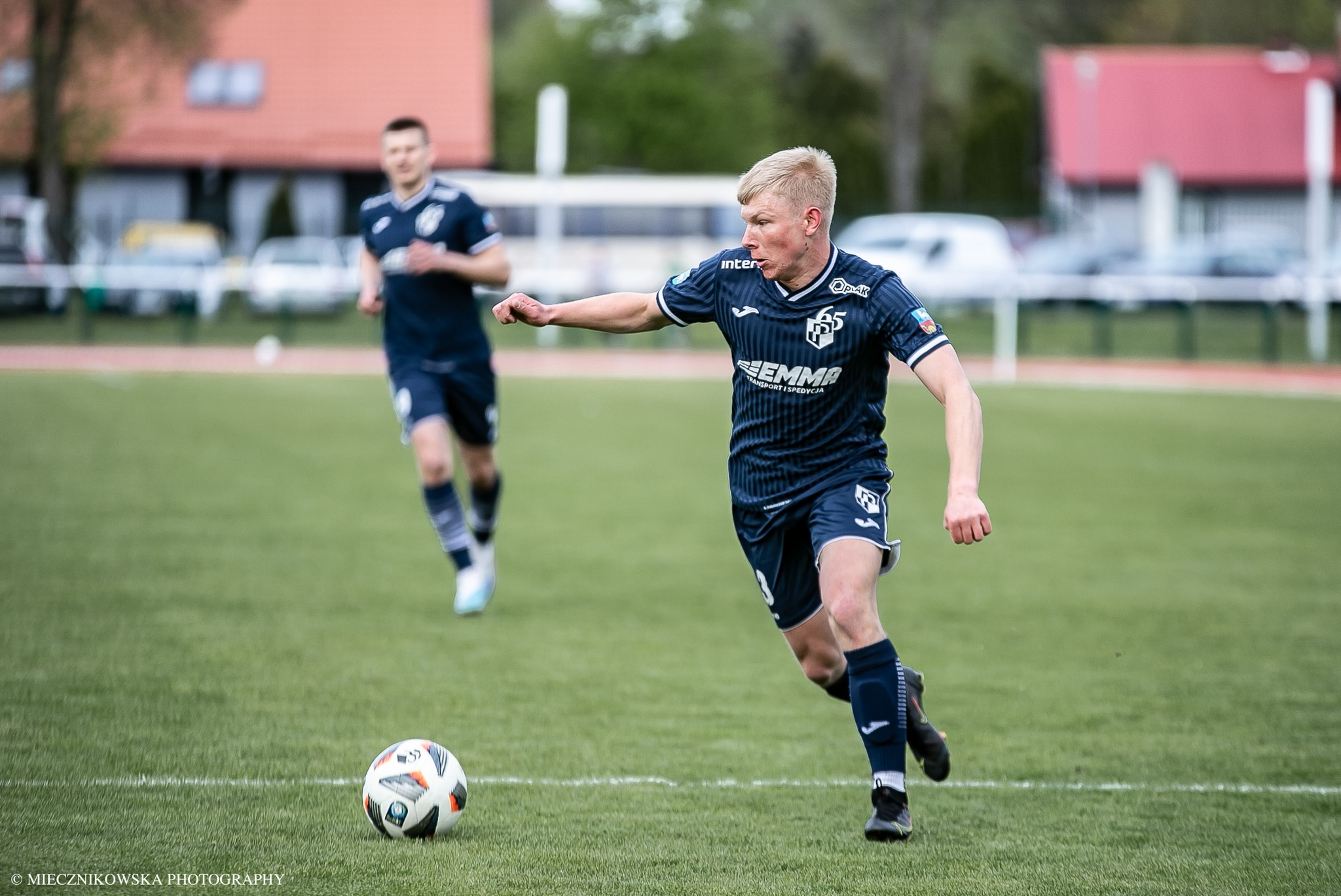 Marek Niewiadomski wraca po kontuzji. Gol i asysta Kamila Dajnowskiego! Raport z wypożyczeń