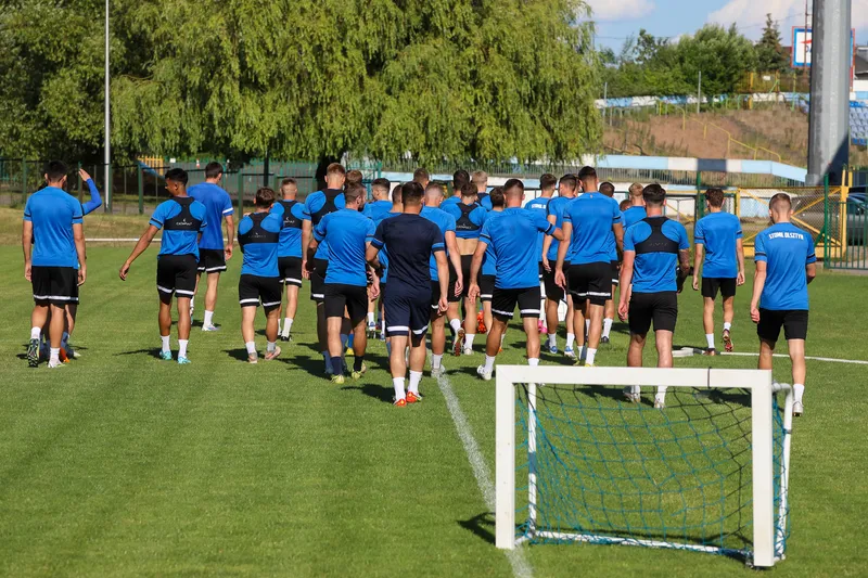 Stomil Olsztyn pierwszy trening 2023-24 (7)