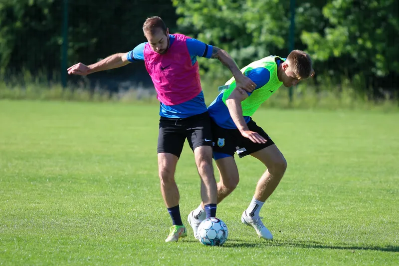 Stomil Olsztyn pierwszy trening 2023-24 (30)
