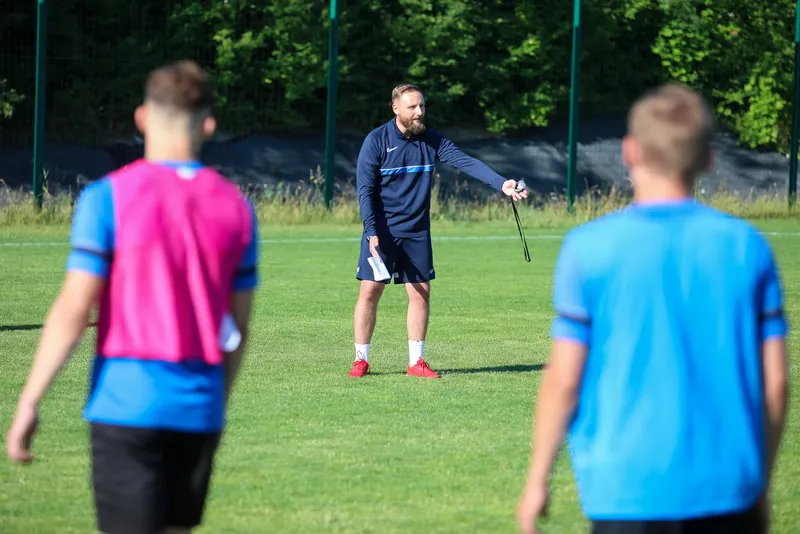 Stomil Olsztyn pierwszy trening 2023-24 (35)
