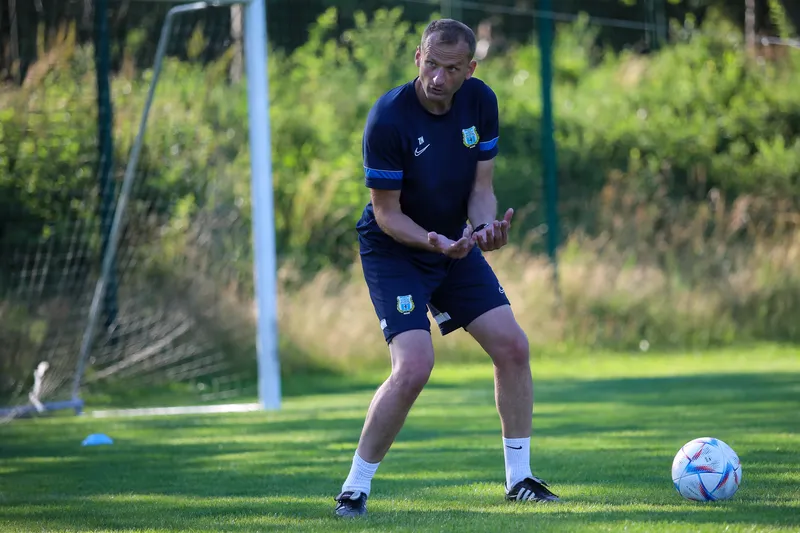 Stomil Olsztyn pierwszy trening 2023-24 (41)