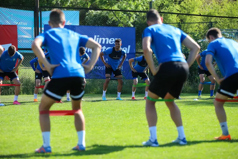 Stomil Olsztyn pierwszy trening 2023-24 (82)