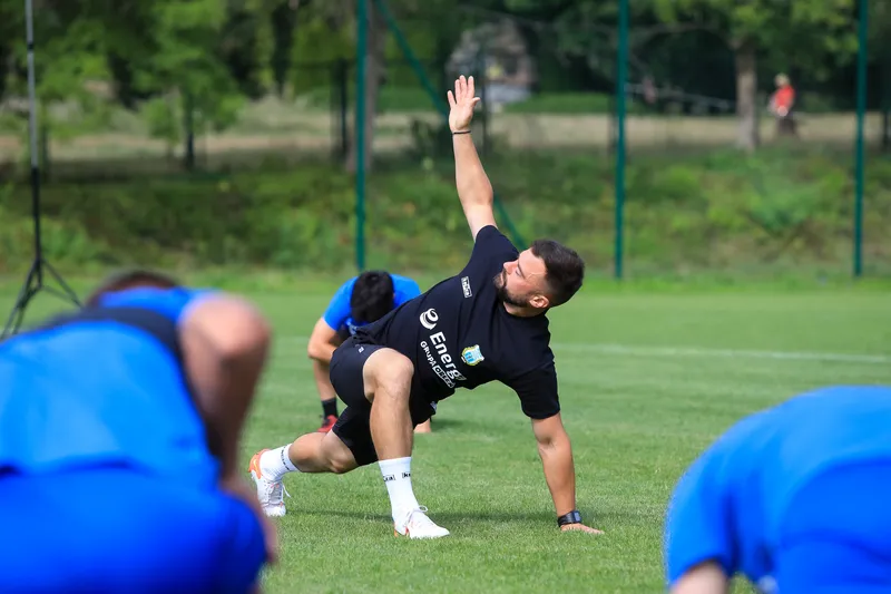 Pierwszy trening Janusz Bucholc (4)