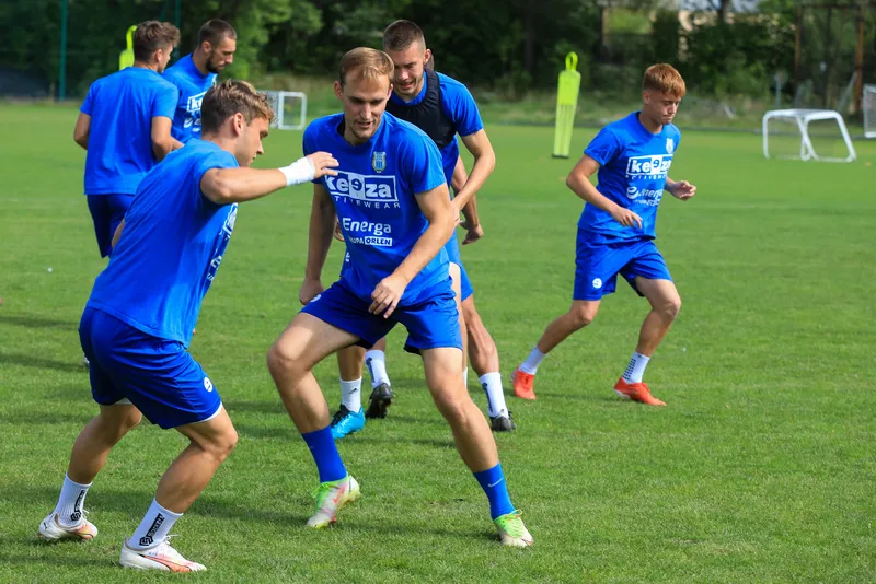 Pierwszy trening Janusz Bucholc (10)