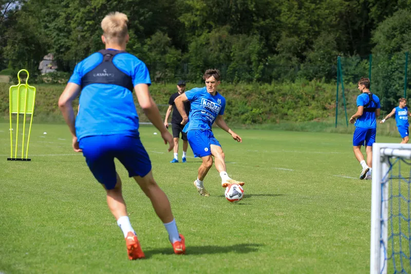 Pierwszy trening Janusz Bucholc (24)