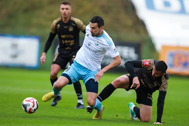 Stomil Olsztyn - Kotwica Kołobrzeg (25)