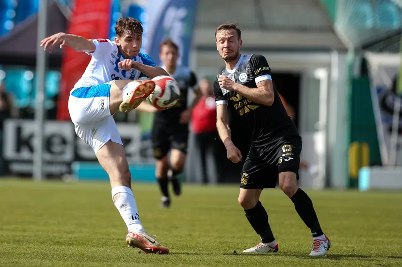 Stomil Olsztyn - Hutnik (2)