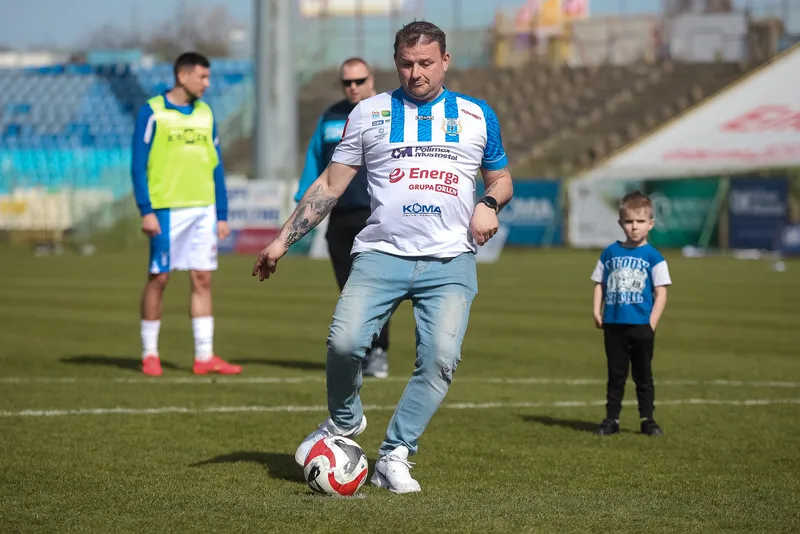 Stomil Olsztyn - Hutnik (7)