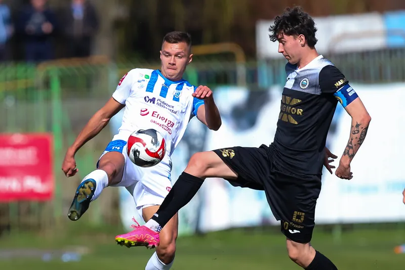 Stomil Olsztyn - Hutnik (31)