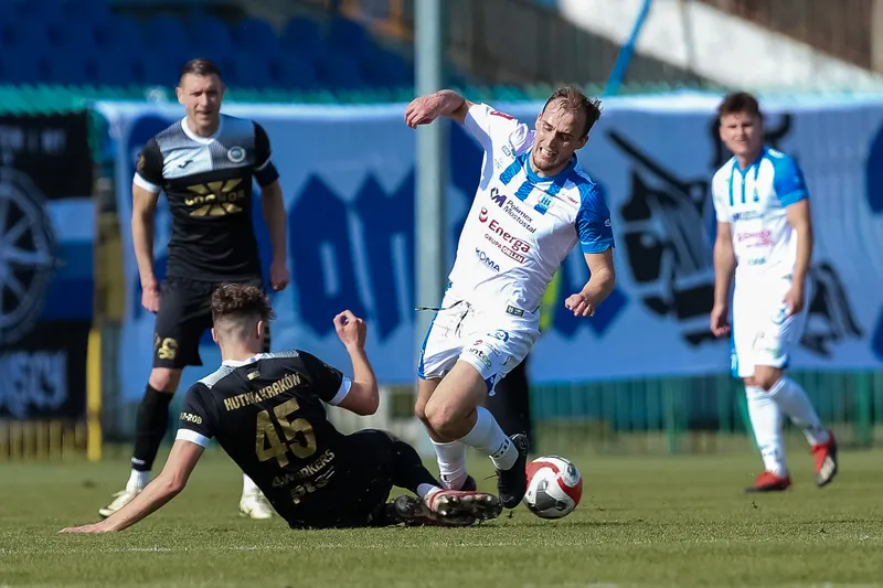Stomil Olsztyn - Hutnik (41)
