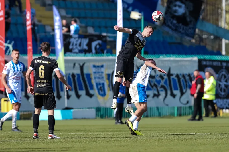 Stomil Olsztyn - Hutnik (46)
