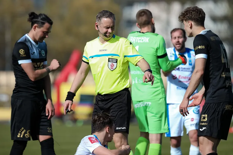 Stomil Olsztyn - Hutnik (51)