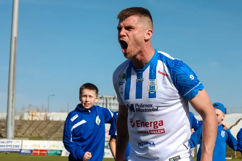 Stomil Olsztyn - Hutnik (70)