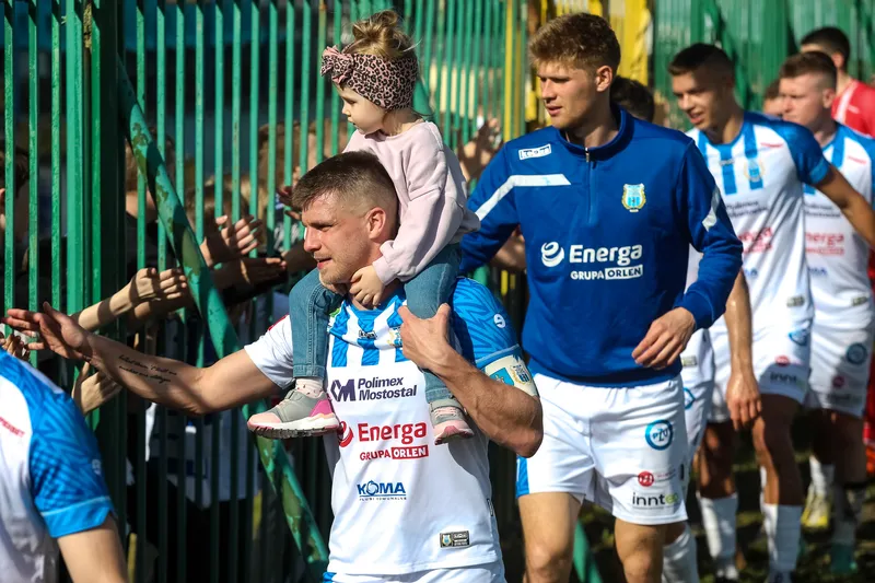Stomil Olsztyn - Hutnik (83)