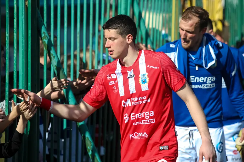 Stomil Olsztyn - Hutnik (84)
