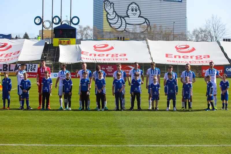 Stomil Olsztyn - Hutnik (101)