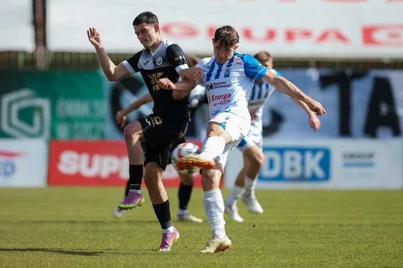 Stomil Olsztyn - Hutnik (128)