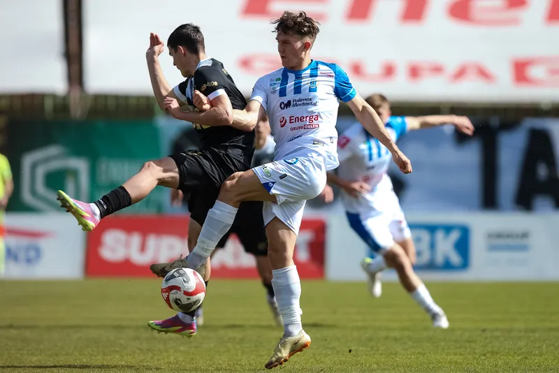 Stomil Olsztyn - Hutnik (129)